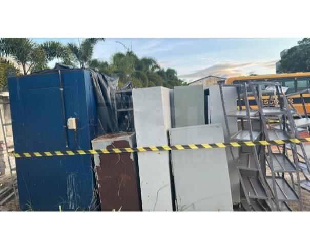 Foto de AMARGOSA/BA - Sucatas metálicas, mobiliários e equipamentos diversos inservíveis