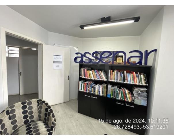 Foto de SÃO MIGUEL DO OESTE/SC - A Sala Comercial nº 201, sito no 2º andar do Edifício PORTELLA CENTER, sito na Rua 15 de Novembro, na cidade de São Miguel do Oeste, 452