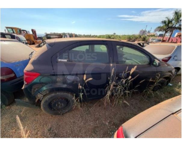 Foto de COROMANDEL/MG - CIRCULÁVEL - CHEVROLET ONIX 1.0MT LS - 2016/2016