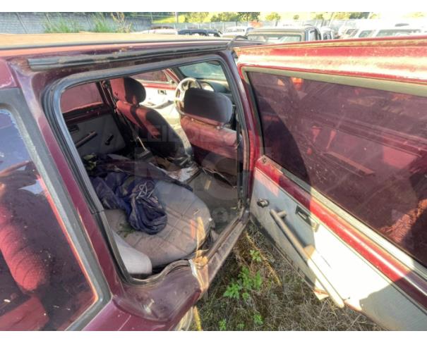 Foto de BARBACENA/MG - CIRCULÁVEL -  FIAT UNO MILLE SX - 1997/1997
