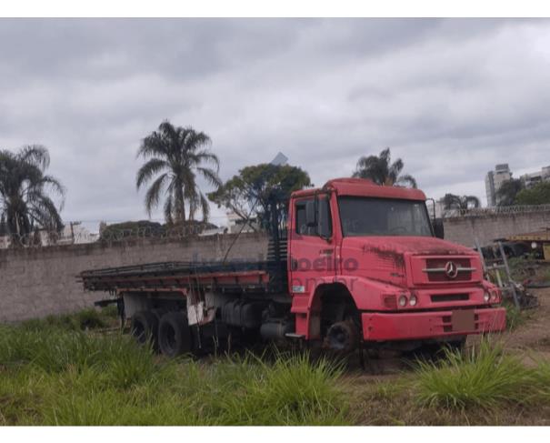 Foto de ITAÚNA/MG - SUCATA(NÃO RECONHECÍVEL) - CARGA M.BENZ L 1620 - 2010/2010