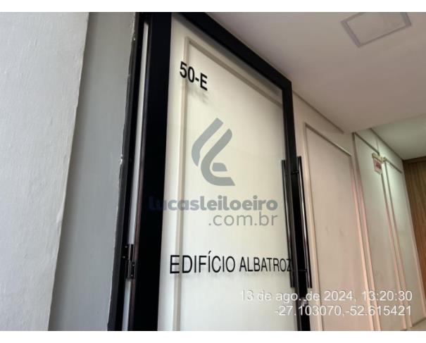 Foto de CHAPECÓ/SC - Duas salas comerciais 401 e 403 no Centro