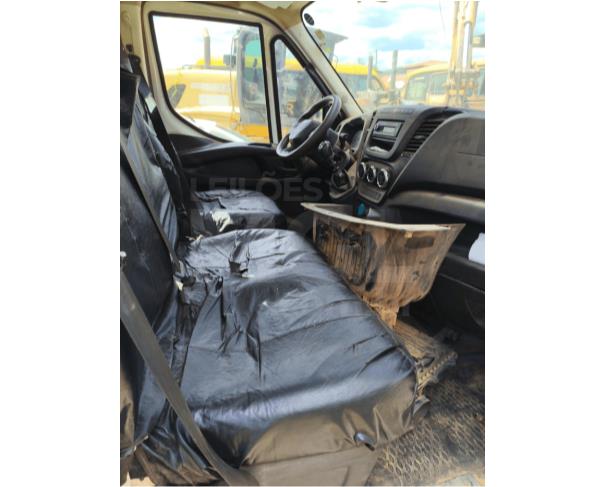 Foto de JENIPAPO DE MINAS/MG - Caminhonete Iveco Daily 35-150CS, 2021/2022, DIESEL 