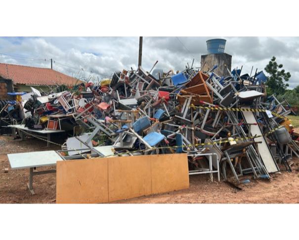 Foto de AMARGOSA/BA - Sucatas metálicas, mobiliários e equipamentos diversos inservíveis