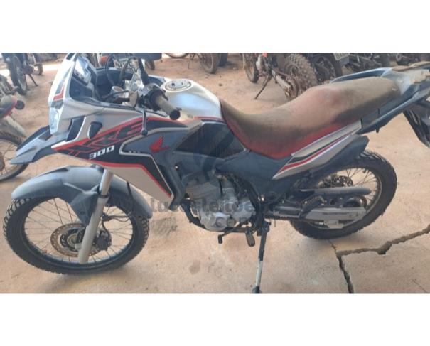 Foto de CURVELO/MG - CIRCULÁVEL - HONDA XRE 300 ABS - 2021/2021