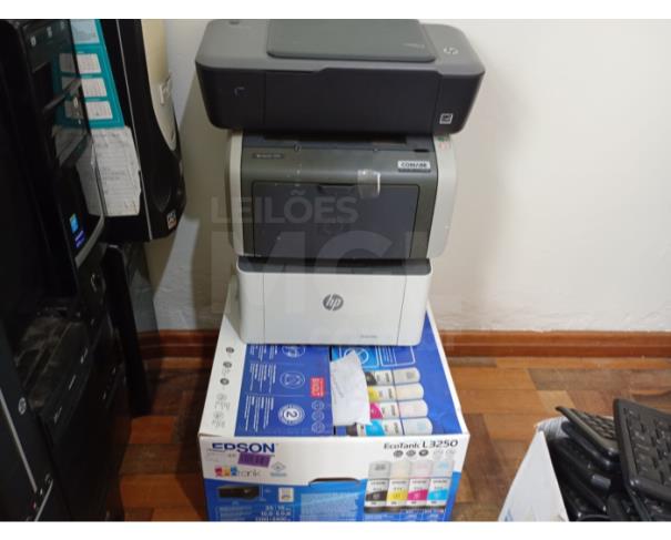 Foto de NOVA BRÉSCIA/RS - Material de informática/diversos