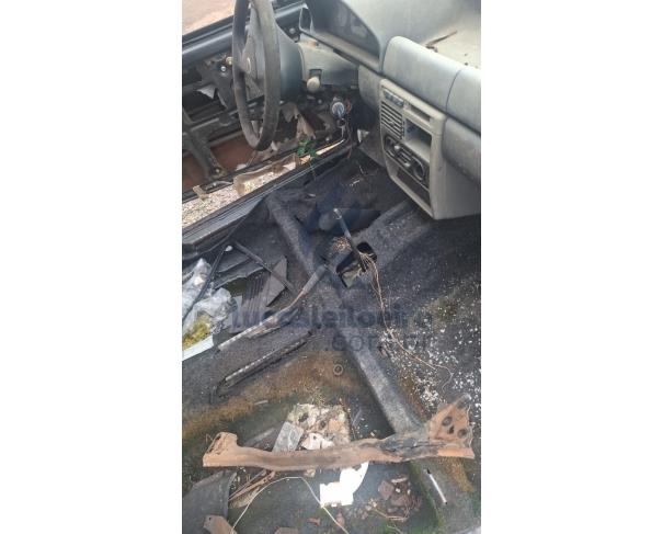 Foto de PORTO AMAZONAS/PR - Fiat Uno Mille Fire, 2002/2002, GASOLINA 