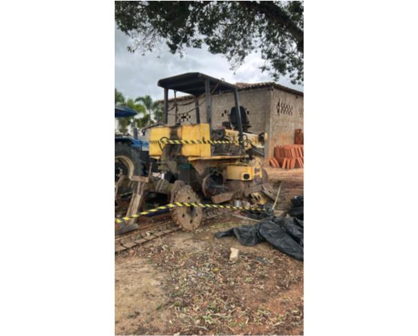 Foto de AMARGOSA/BA - Trator de esteira modelo 7D marca New Holland