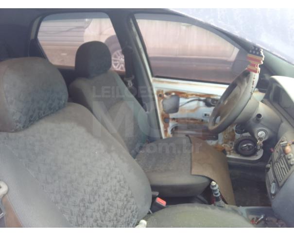 Foto de POUSO ALEGRE/MG - SUCATA - FIAT PALIO ELX - 2000/2000