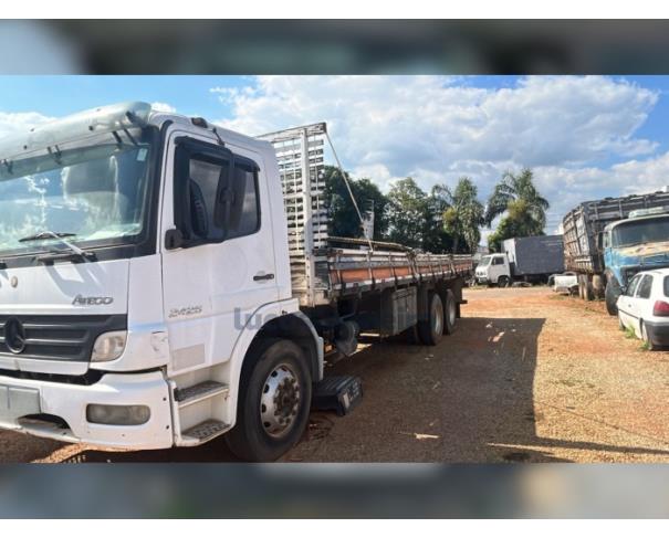 Foto de PASSOS/MG - CIRCULÁVEL - M.BENZ ATEGO 2425 - 2010/2010