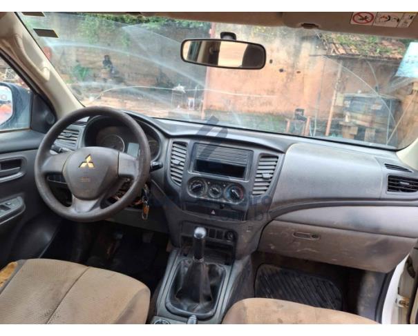 Foto de BOM JESUS DO GALHO/MG - Caminhonete Mitsubishi L200 Triton Sport GL, 2018/2019, DIESEL 