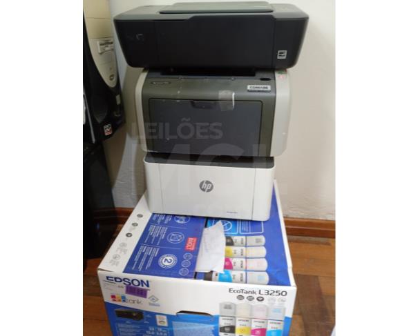 Foto de NOVA BRÉSCIA/RS - Material de informática/diversos