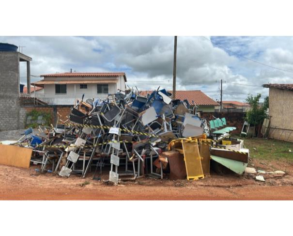 Foto de AMARGOSA/BA - Sucatas metálicas, mobiliários e equipamentos diversos inservíveis