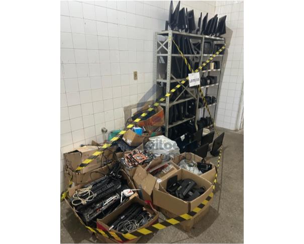 Foto de AMARGOSA/BA - Sucatas de equipamentos de informática inservivéis