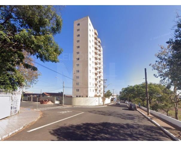 Foto de SÃO MANUEL/SP - Apartamento com 3 quartos e vaga de garagem no Edifício Estoril 