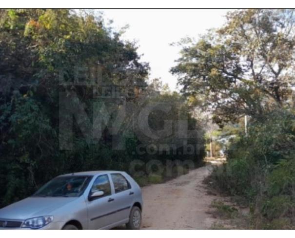 Foto de CLÁUDIO/MG — Terreno/ Chácara com 902m² no Balneário Quintas do Lago