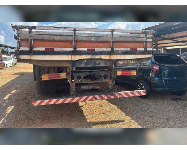 Foto de PASSOS/MG - CIRCULÁVEL - M.BENZ ATEGO 2425 - 2010/2010