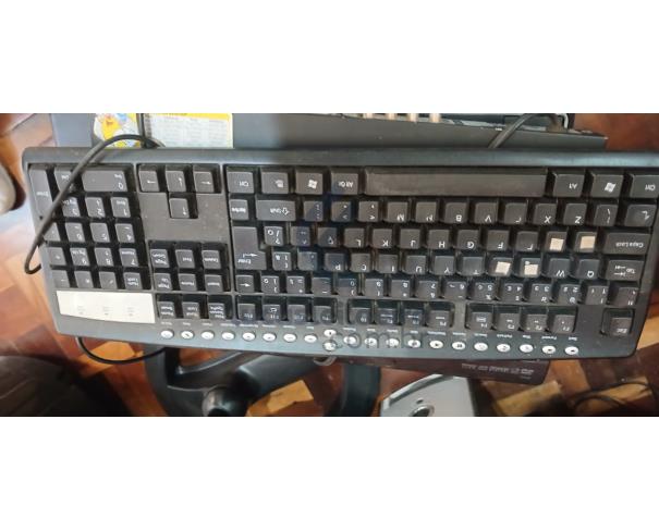 Foto de PORTO AMAZONAS/PR - DVD, CPU, estabilizadores, impressoras, televisor, lava jato, teclados