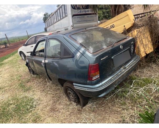 Foto de BANDEIRANTES/PR -  GM Kadett SL, 1992/1993, ALCOOL