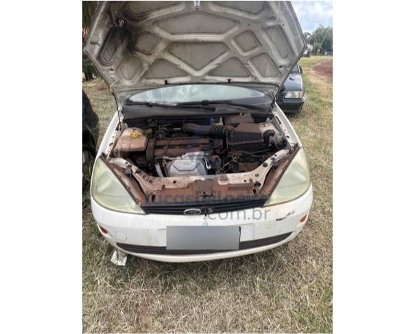 Foto de CORNÉLIO PROCÓPIO/PR - Ford Focus 1.8 L HÁ, 2002/2002, GASOLINA 