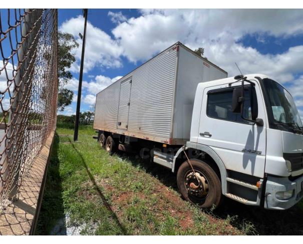 Foto de CORNÉLIO PROCÓPIO/PR - Caminhão Mercedes Benz Atego 2425 (Carroceria Fechada), 2005/2005, DIESEL 