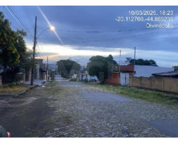 Foto de DIVINÓPOLIS/MG — Casa com 3 quartos na Vila Romana