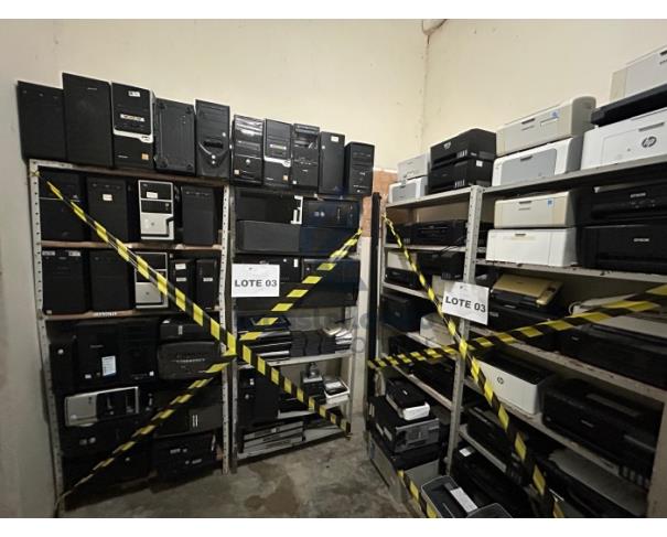 Foto de AMARGOSA/BA - Sucatas de equipamentos de informática inservivéis