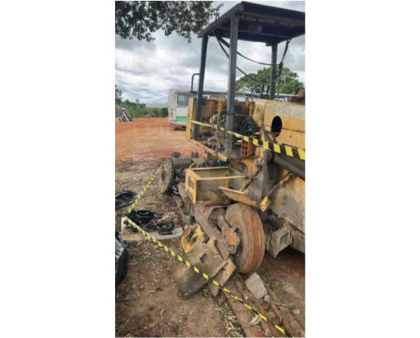 Foto de AMARGOSA/BA - Trator de esteira modelo 7D marca New Holland
