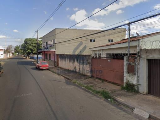 UBERABA/MG - Casa com 2 quartos sendo 1 suíte no Villa São Cristóvão