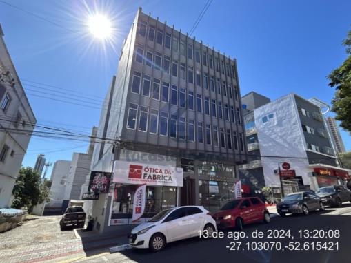 CHAPECÓ/SC - Duas salas comerciais 401 e 403 no Centro